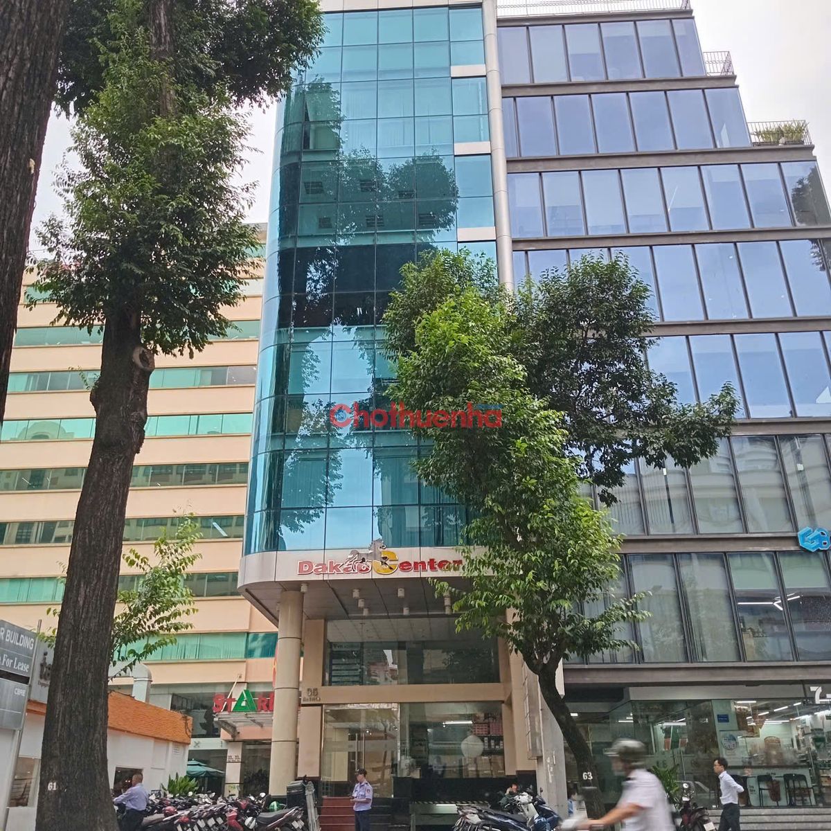 35 Mạc Đĩnh Chi, Phường Đakao, Quận 1 (Sàn VP) Cho thuê sàn lầu 5, dt 115m2 Giá 23$/m2 ~ 68tr7 (đã bao gồm PQL, chưa VAT) CHÍNH SÁCH HOA HỒNG DÀNH CHO MÔI GIỚI: - Đối với HĐ 1 năm: - 2$, 3$/m2 (phí qly) x 0,5 tháng (tiền thuê) - Đối với HĐ trên 1 năm và d