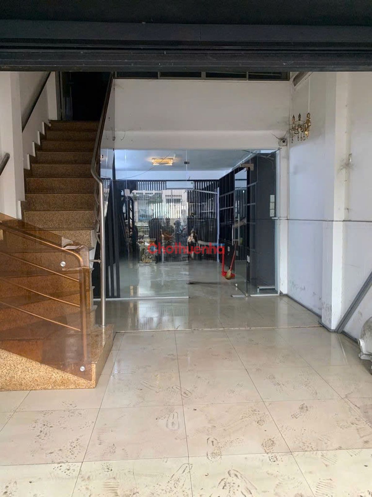 CHO THUÊ NHÀ MẶT TIỀN XUÂN HỒNG 6 PHÒNG