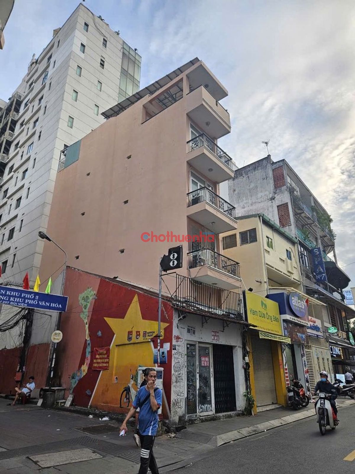 CHO THUÊ MẶT TIỀN BÙI VIỆN QUẬN 1 - SẦM UẤT NGÀY ĐÊM - PHỐ TÂY 