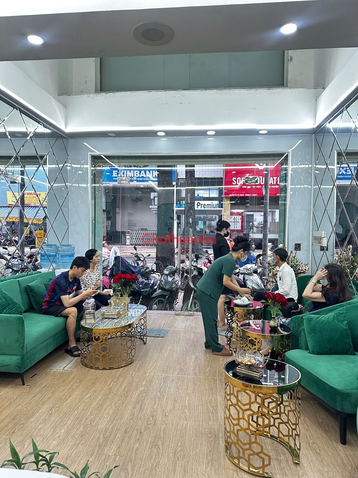 SANG LẠI SPA SIÊU ĐẸP – FULL NỘI THẤT CAO CẤP TẠI MẶT TIỀN 352 NGUYỄN CHÍ THANH, P.8, Q.10 