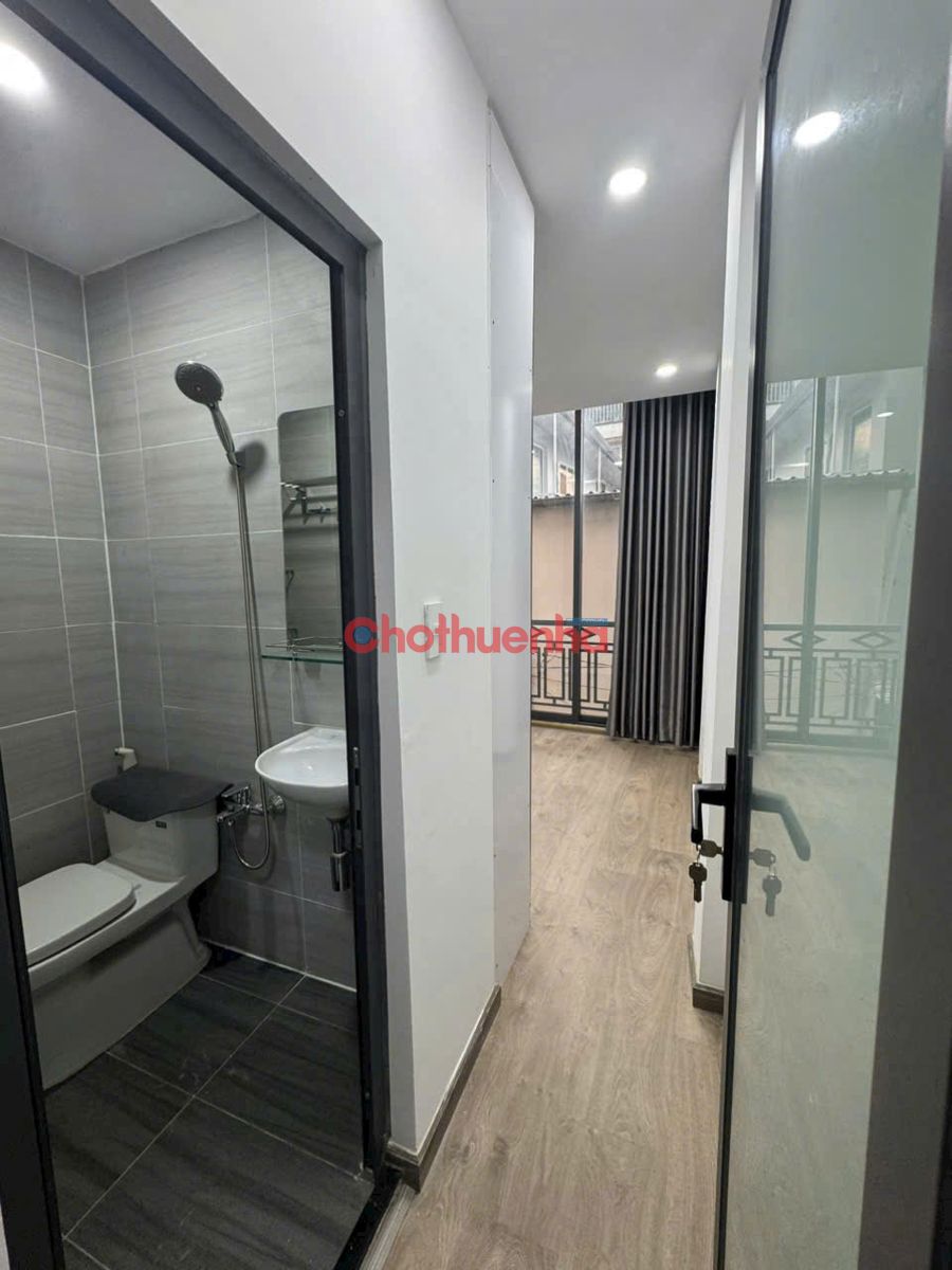 Cho thuê nhà nguyên căn Trần Quang Diệu, Phường 14, Quận 3 - 3x4m, 4 Tầng, 2PN - 12tr