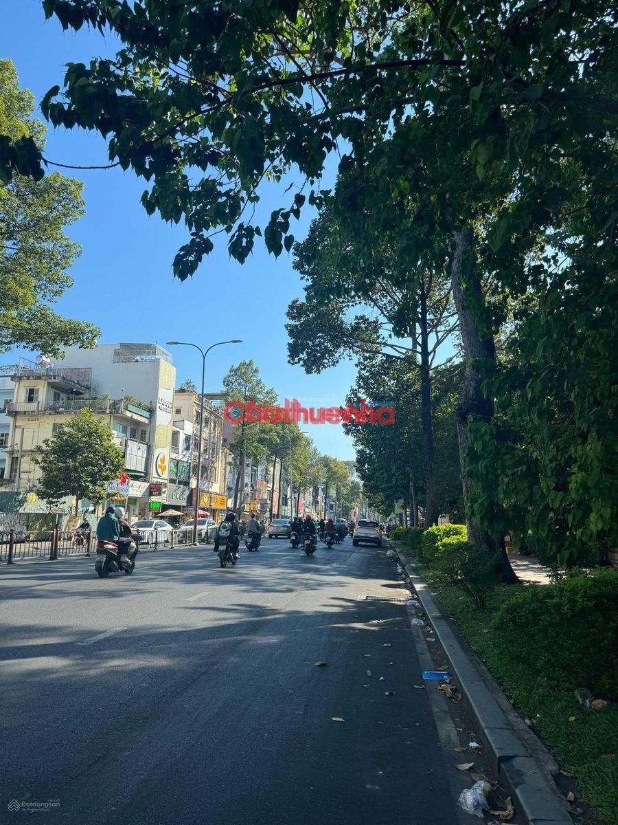 Cho thuê nhà mặt tiền 3/2 quận 10 - 1 trệt 3 lầu, lề rộng 6m