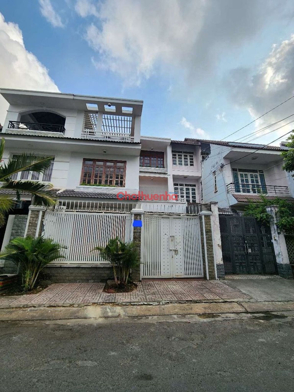 Cho thuê nhà Đường DN8, Phường Tân Hưng Thuận, Quận 12, biệt thự liền kề KDC An Sương.