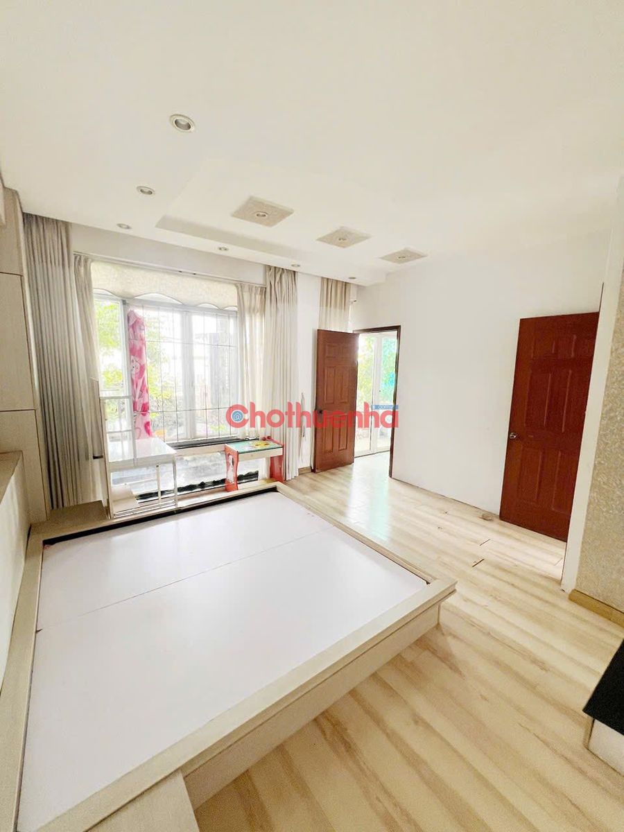 Cho thuê nhà nguyên căn Bà Hạt – P9, Q10 hẻm xe hơi