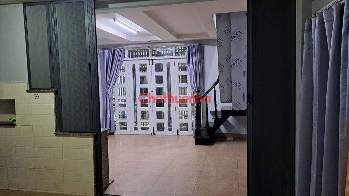 Cho Thuê Nhà Nguyên Căn Giá Rẻ - Đường Cách Mạng Tháng 8, Phường 15, Quận 10.