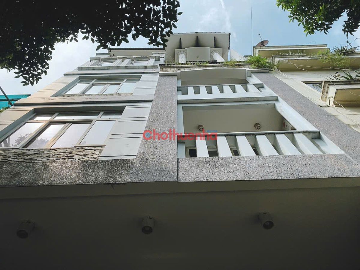 Cho thuê nhà mặt tiền đường đường A4, Phường 12, Tân Bình.