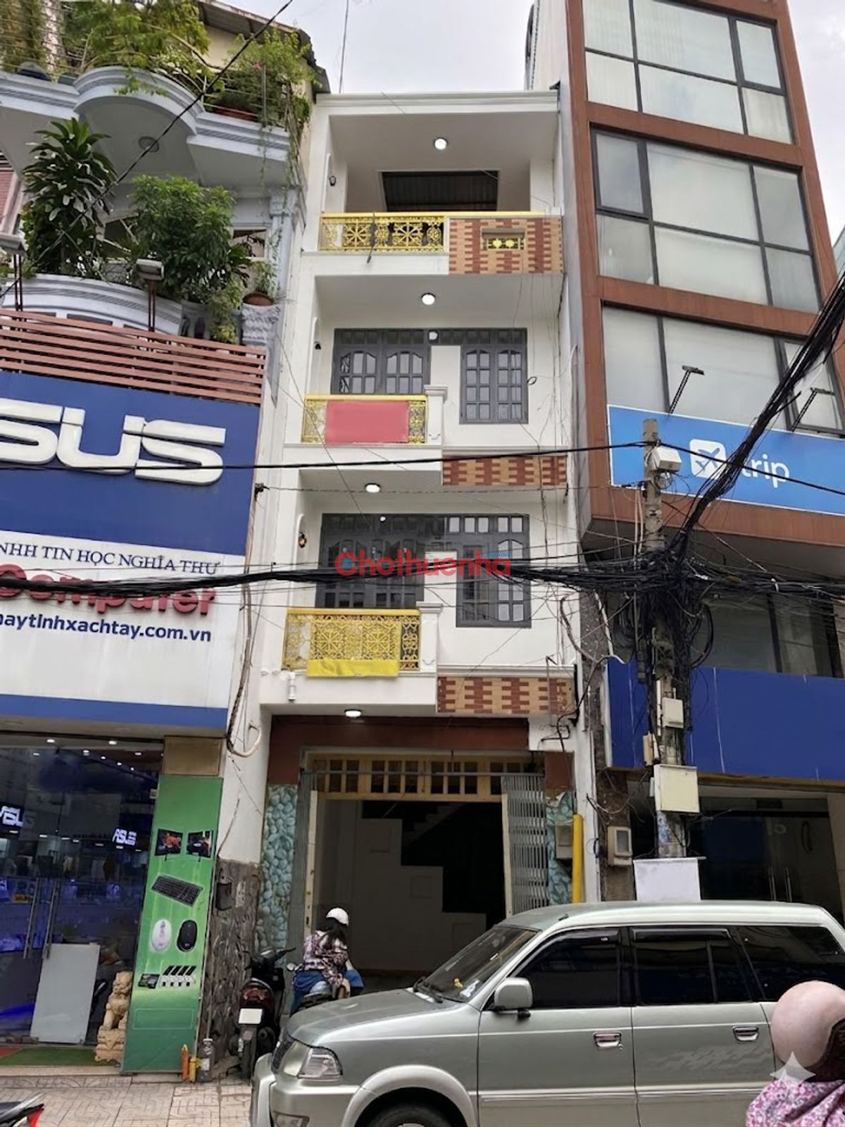 Cho thuê nhà mặt tiền đường Hồ Bá Kiện, sát đương Tô Hiến Thành Quận 10