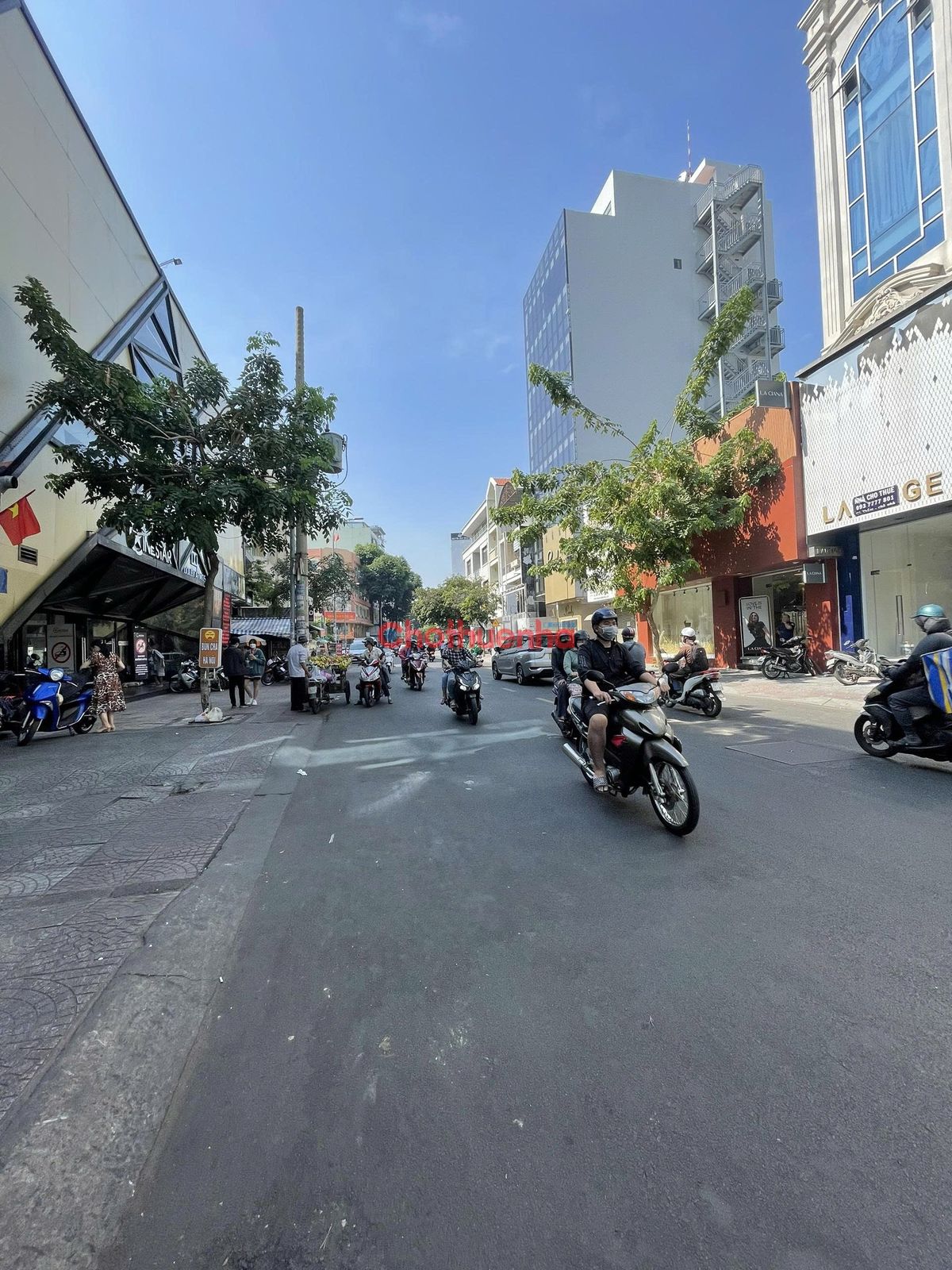 CHO THUÊ MẶT BẰNG KINH DOANH TRUNG TÂM QUẬN 1 – NGUYỄN TRÃI, P. NGUYỄN CƯ TRINH