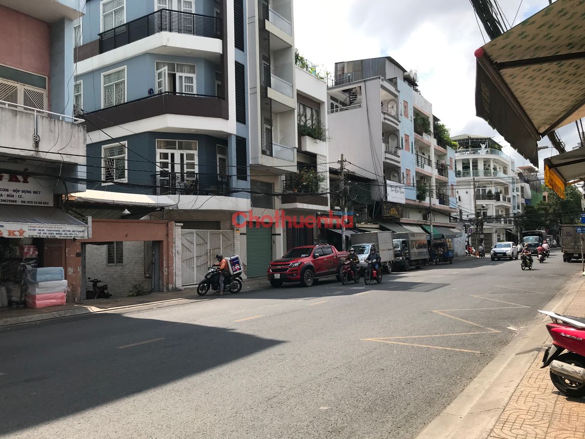 3 CĂN NHÀ MẶT TIỀN CAO VĂN LẦU, QUẬN 6 - DT: 8X20M