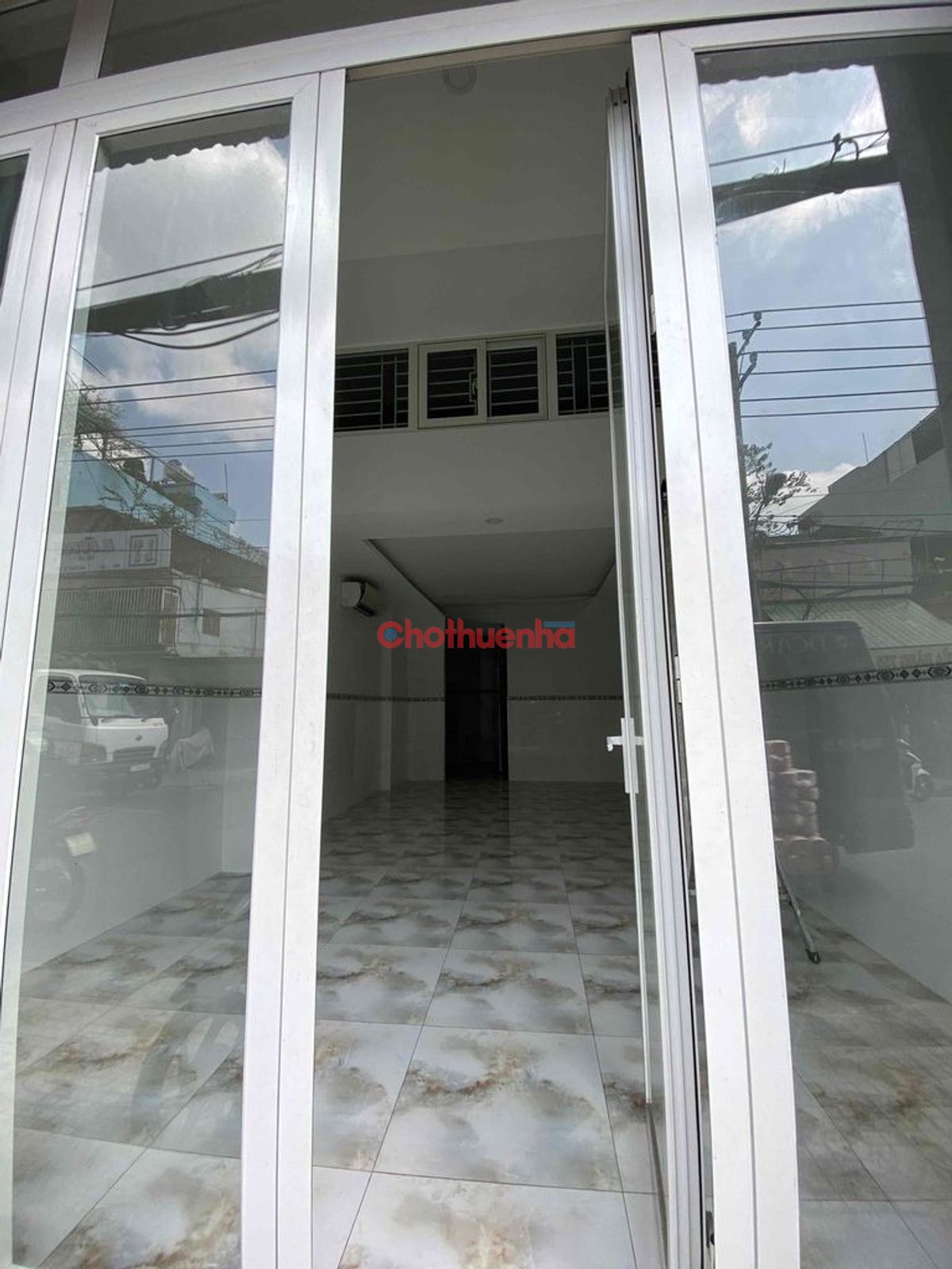 Cho thuê nhà nguyên căn Âu Cơ, P.14, Tân Bình - 4x10m, 2 Tầng - 15tr