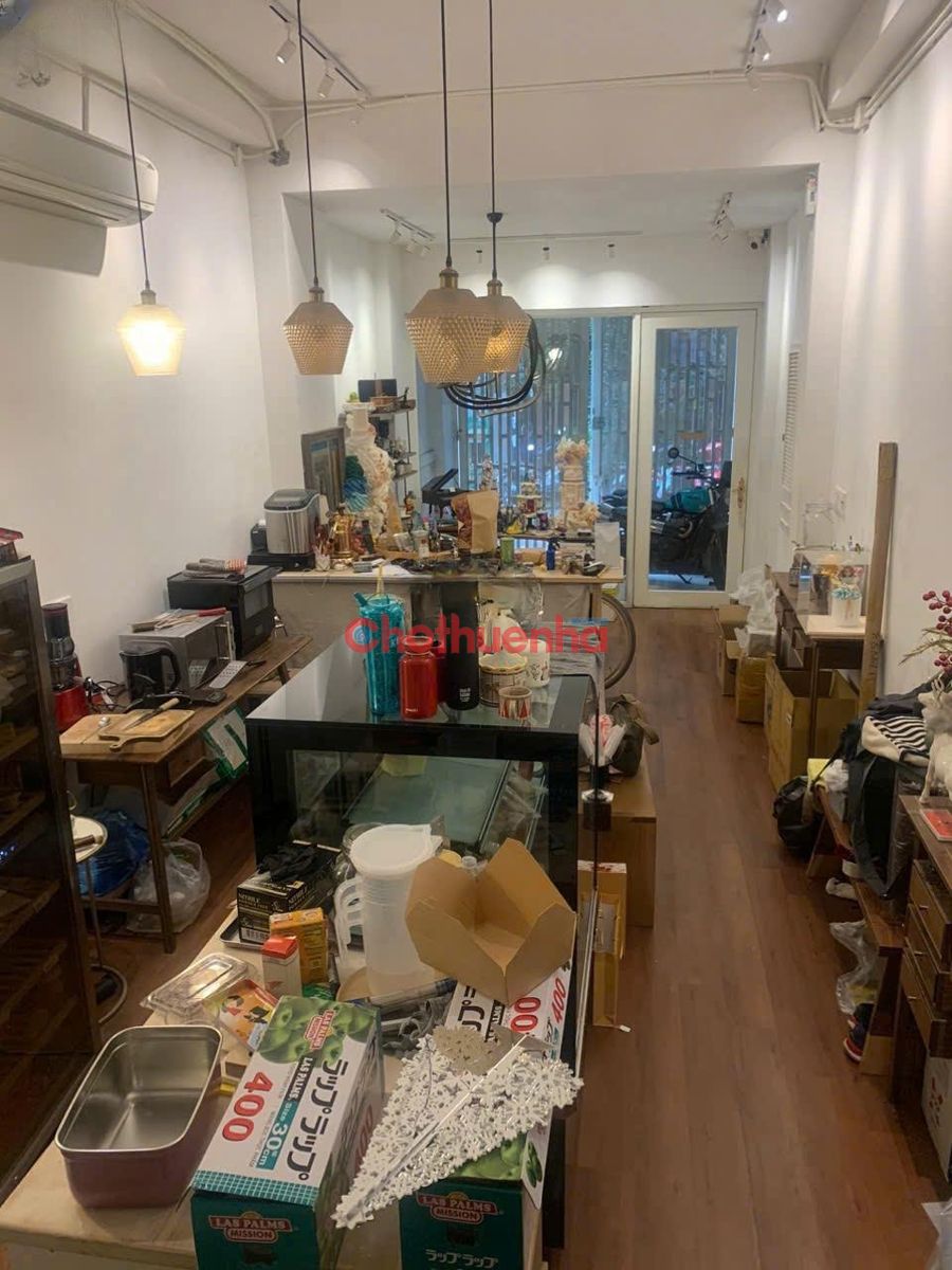 CHO THUÊ NHÀ MT QUẬN 1 - KINH DOANH TỰ DO - GIÁ 3X/THÁNG