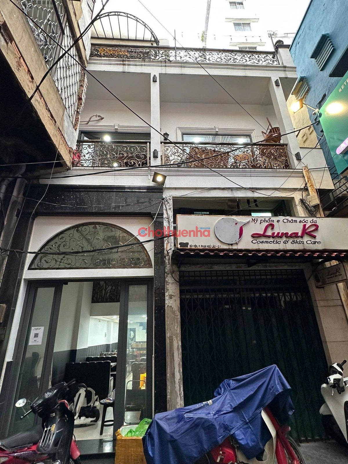 NHÀ CHO THUÊ SÁT MẶT TIỀN BÙI VIỆN, Phạm Ngũ Lão, Quận 1 - 205m2, 4 Tầng - GIÁ CỰC TỐT