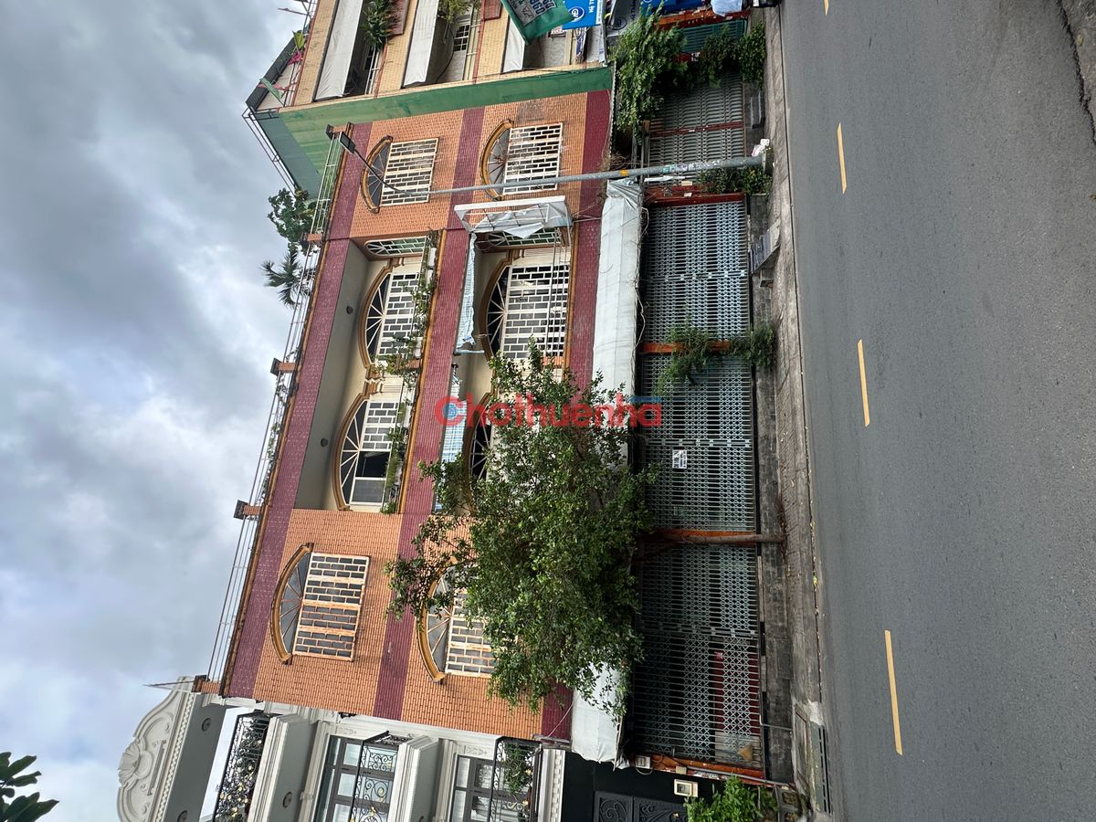 Cho thuê nhà nguyên căn Nguyễn Xuân Khoát  quận Tân Phú