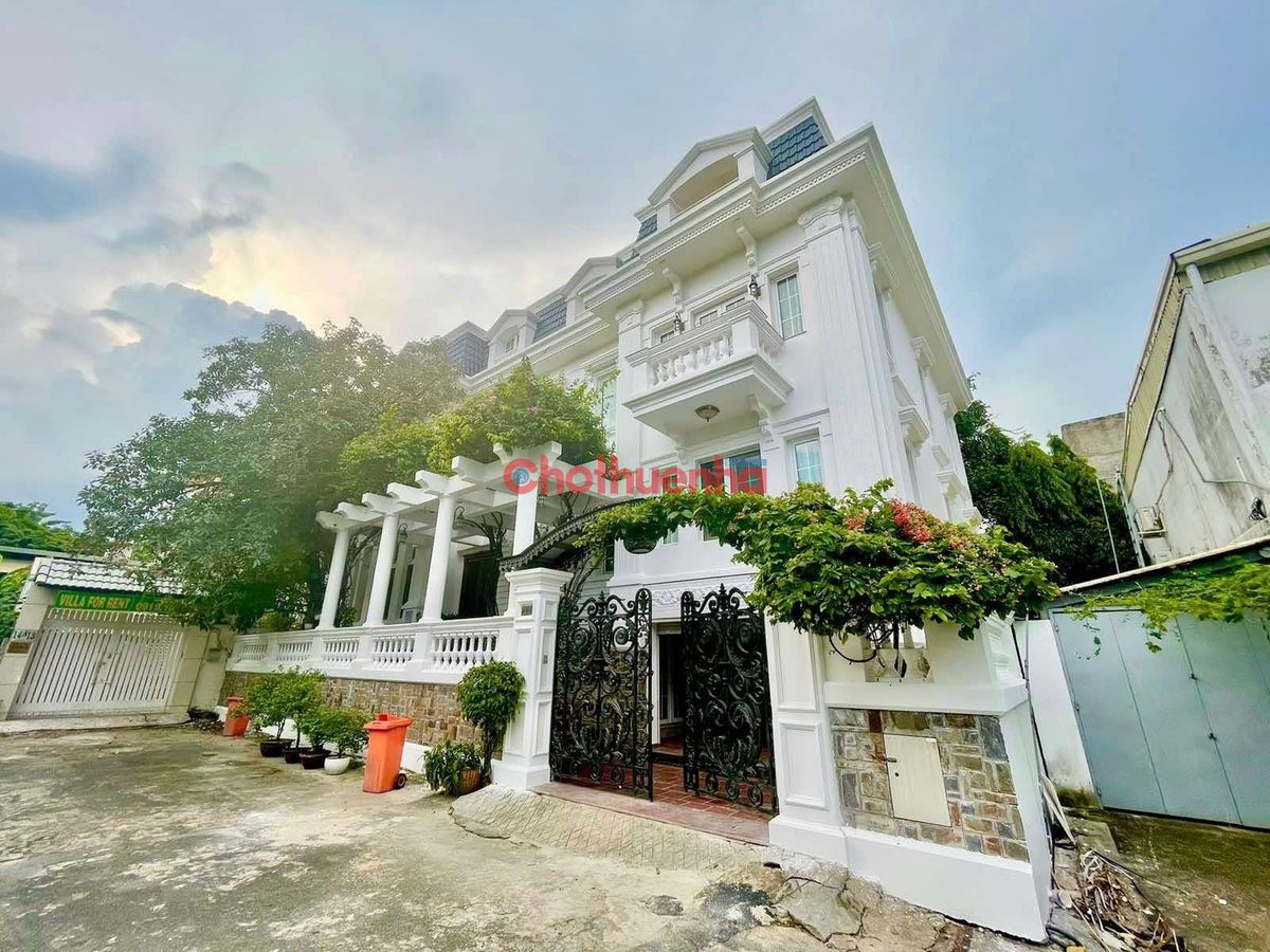  Cho thuê biệt thự KDC Fideco – Thảo Điền, TP. Thủ Đức