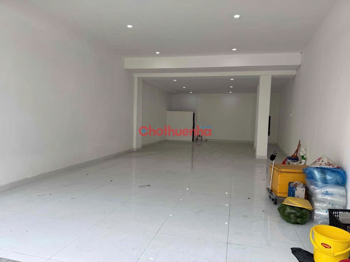  Cho thuê nhà mặt tiền Lê Quang Định Bình Thạnh.
