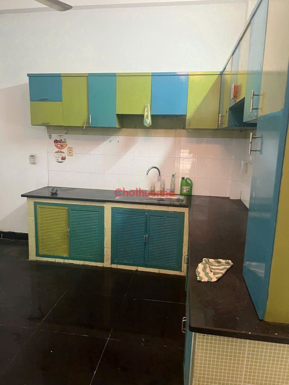 Cho thuê Nhà Nguyên Căn Huỳnh Văn Bánh, P13, Nở Hậu, Giá Tốt Phú Nhuận, 4.2x10m, 3 Tầng