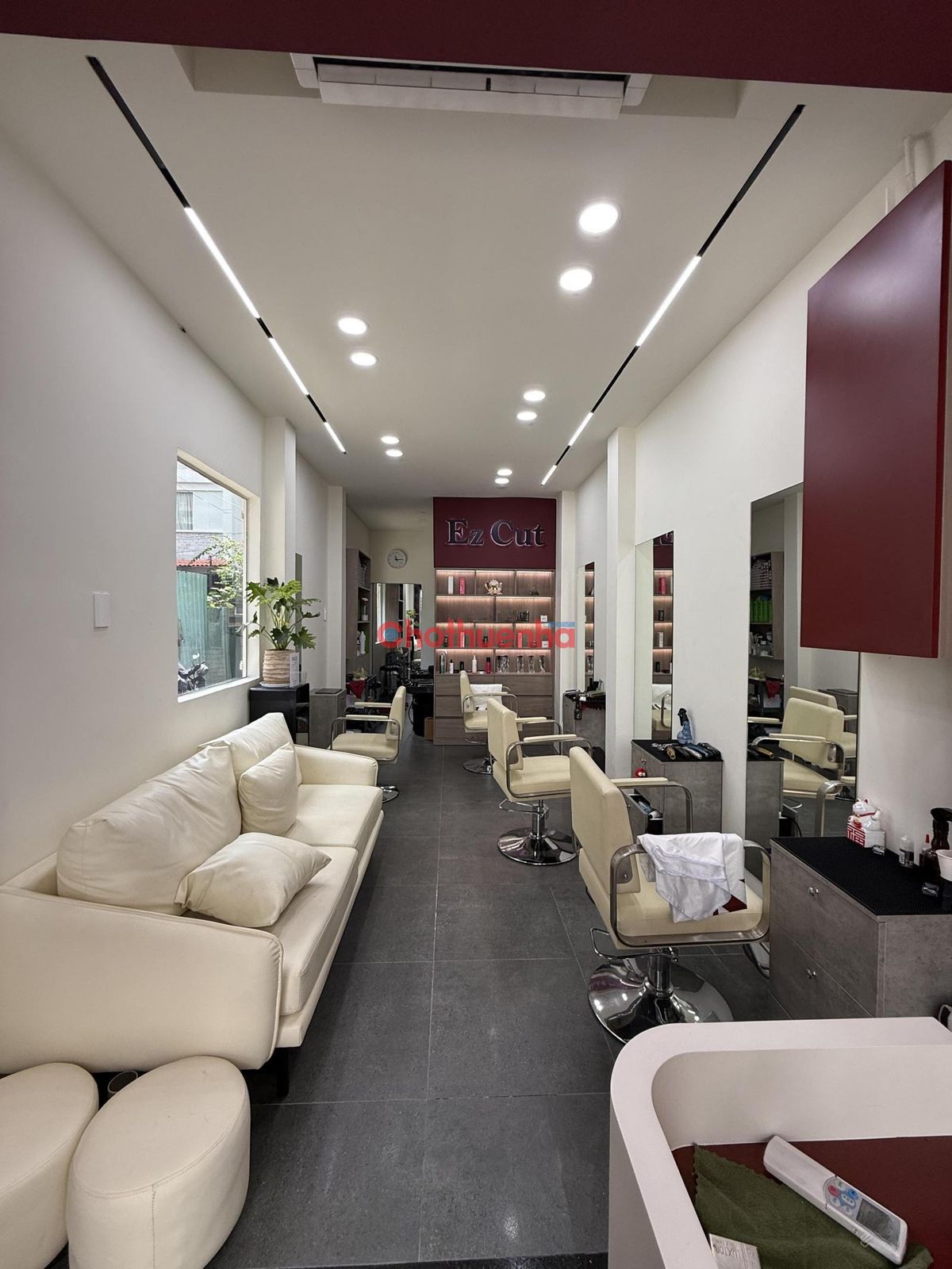 Sang Salon Tóc Trần Quang Diệu Quận 3. Full Nội Thất, Vào Kinh Doanh Ngay, Giá Tốt