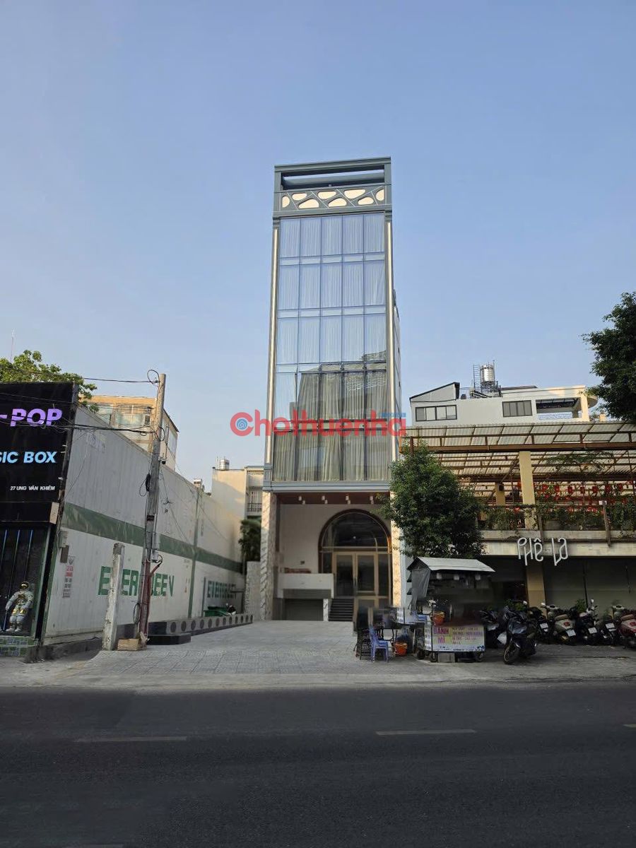 Cho thuê tòa nhà văn phòng mới xây mặt tiền Ung Văn Khiêm, Phường 25, Quận Bình Thạnh