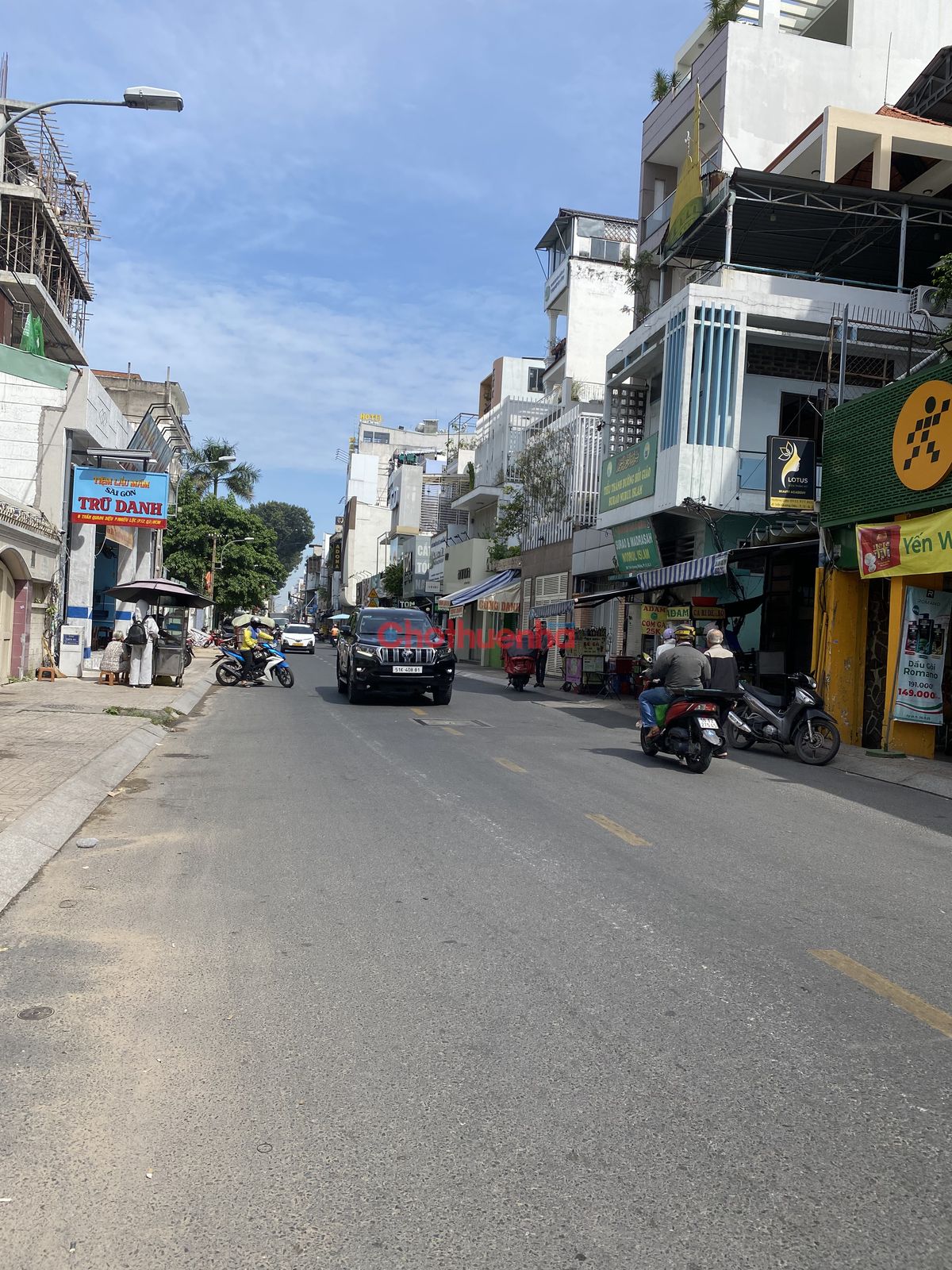 CHO THUÊ NHÀ 2 MẶT TIỀN TRẦN QUANG DIỆU, QUẬN 3, DT NGANG 5x23M