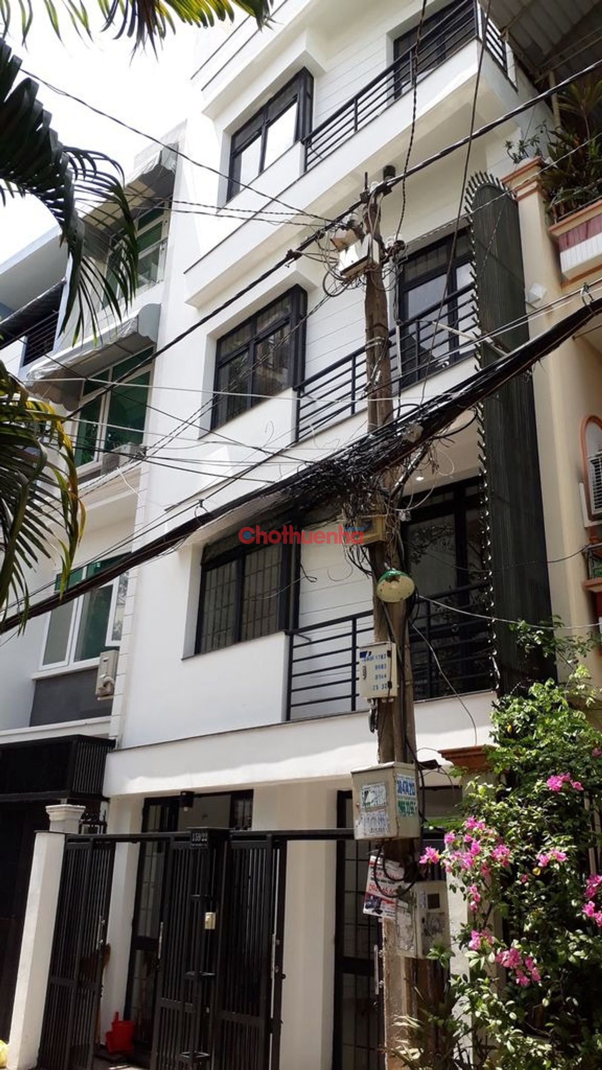 CHO THUÊ NHÀ NGUYÊN CĂN ĐƯỜNG TRẦN VĂN ĐANG QUẬN 3, GIÁ 20 TRIỆU