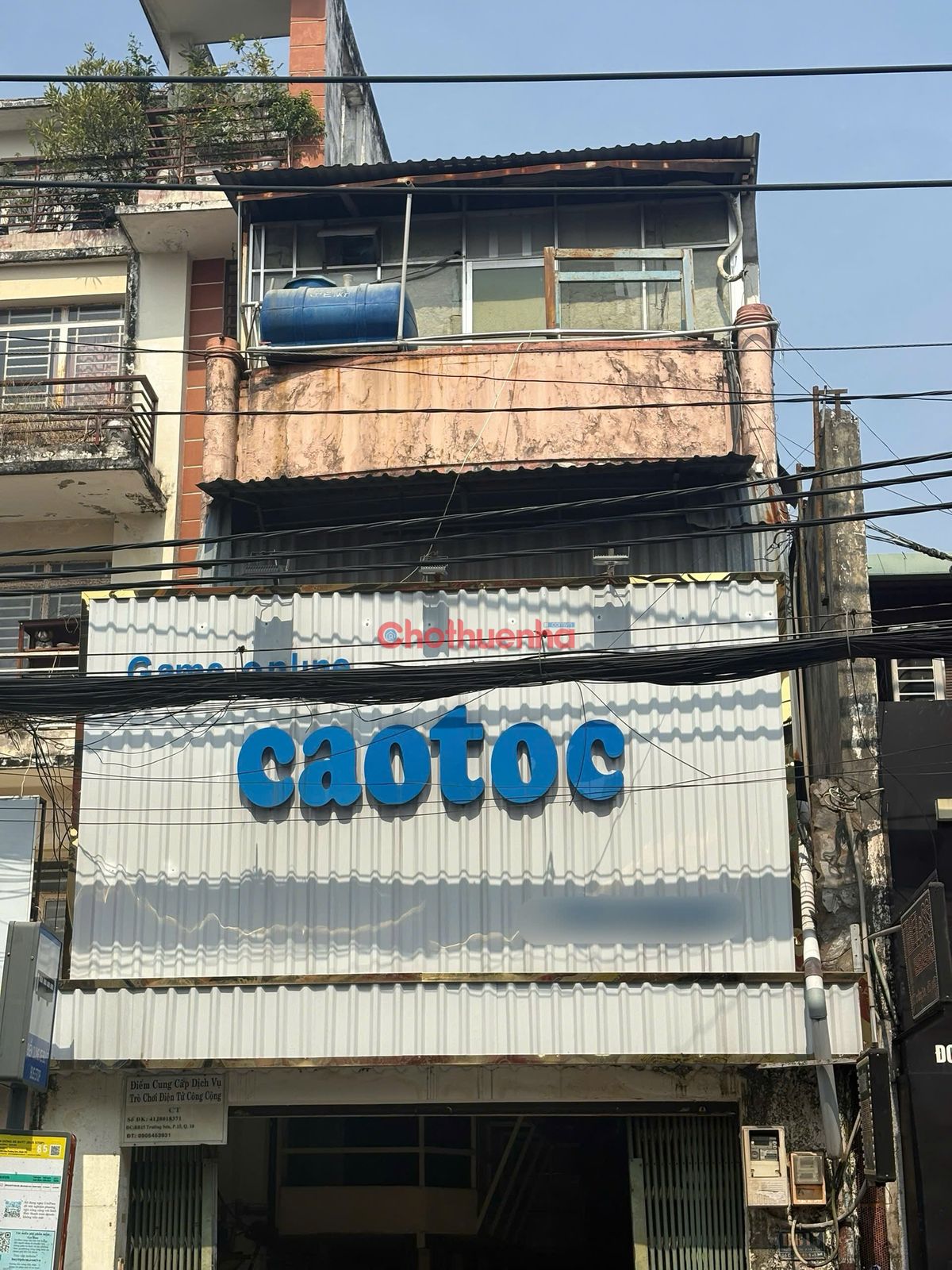 CHO THUÊ NHÀ MẶT TIỀN TRƯỜNG SƠN, PHƯỜNG 15, QUẬN 10 - NGANG 4,5M DÀI 30M 