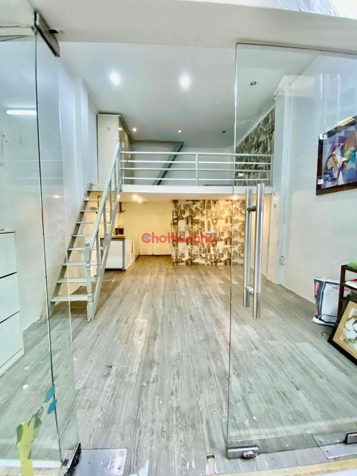 Cho thuê nhà nguyên căn Nguyễn Hữu Cảnh, Phường 22, Bình Thạnh.