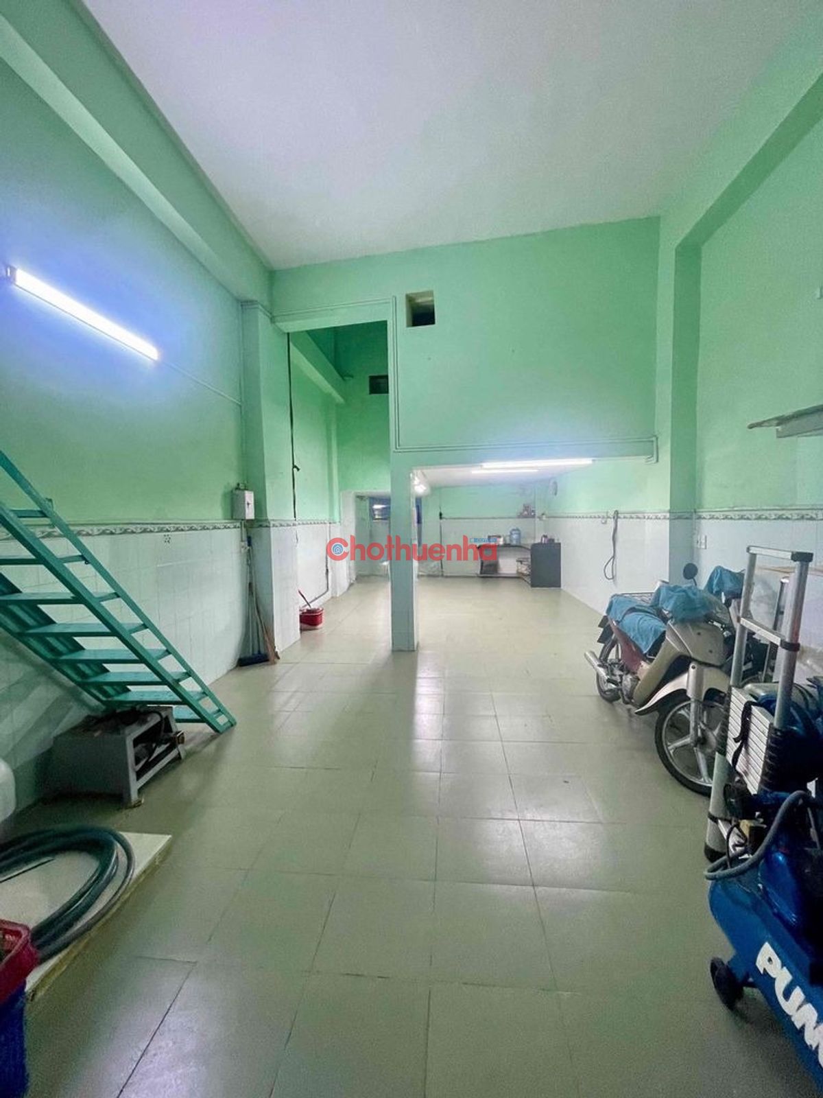 Cho thuê mặt bằng cực rộng tại Bãi Sậy, Phường 13, Quận 5 