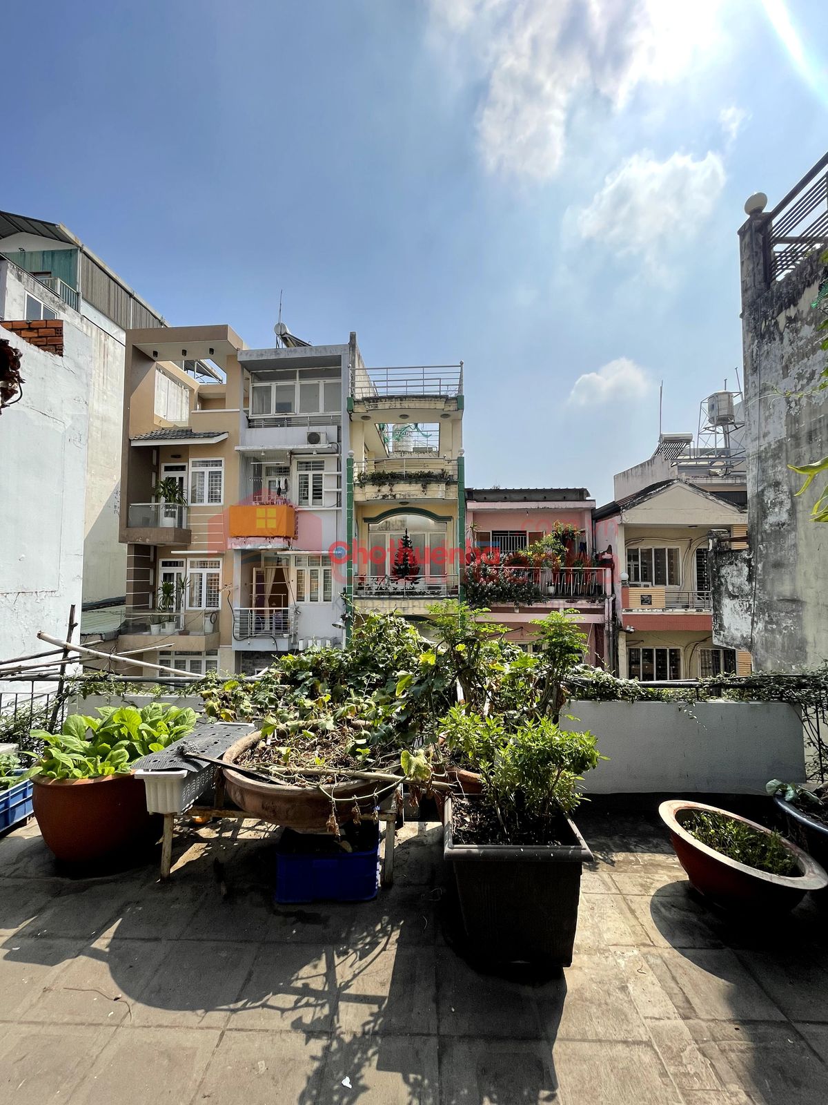 CHO THUÊ BIỆT THỰ SÂN VƯỜN PHÚ NHUẬN - 8X18 - VINTAGE