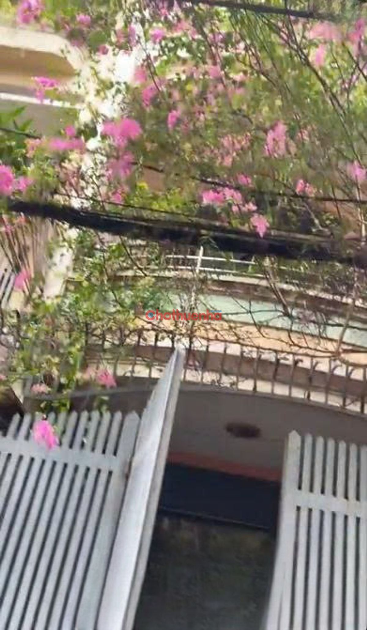 CHO THUÊ NHÀ NGAY NHÀ GA T3 SÂN BAY, ĐƯỜNG CỘNG HÒA, TÂN BÌNH, 25 TRIỆU