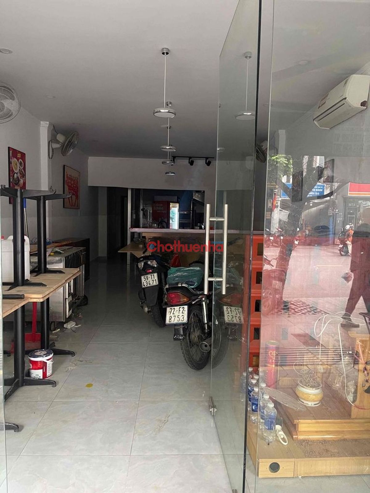 Sang quán Steak,  Nguyễn Khắc Nhu, Quận 1. Gía sang tốt cho khách thiện chí.