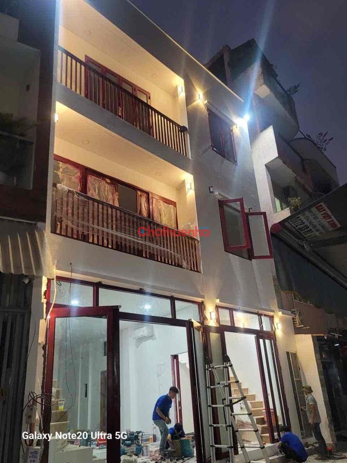 Cho thuê nhà nguyên căn Trần Văn Đang, P9, Quận 3, 4.5x11m, 3 Tầng, 110m2