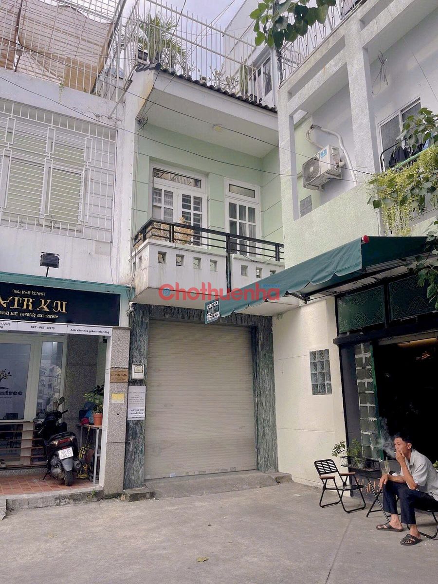 CHO THUÊ NHÀ TÔ HIẾN THÀNH TRỆT 3 LẦU SÂN THƯỢNG 5PN - 5WC