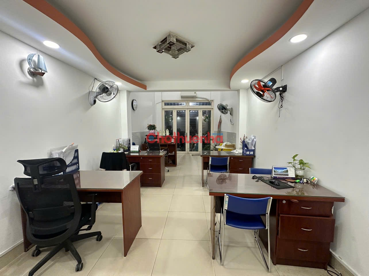 CHO THUÊ NHÀ NGUYỄN BỈNH KHIÊM, ĐAKAO, QUẬN 1, 5x26m, 3 Tầng, 250m2