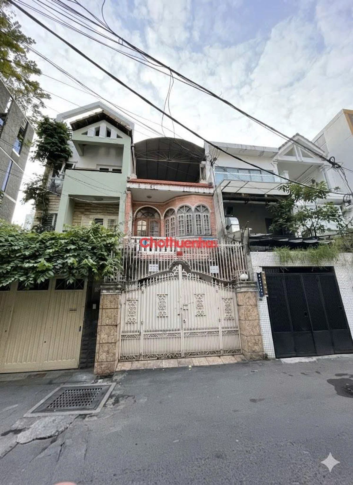 Cho thuê nhà mặt tiền Trần Khánh Dư – vị trí đắt giá giữa lòng Tân Định, Quận 1.