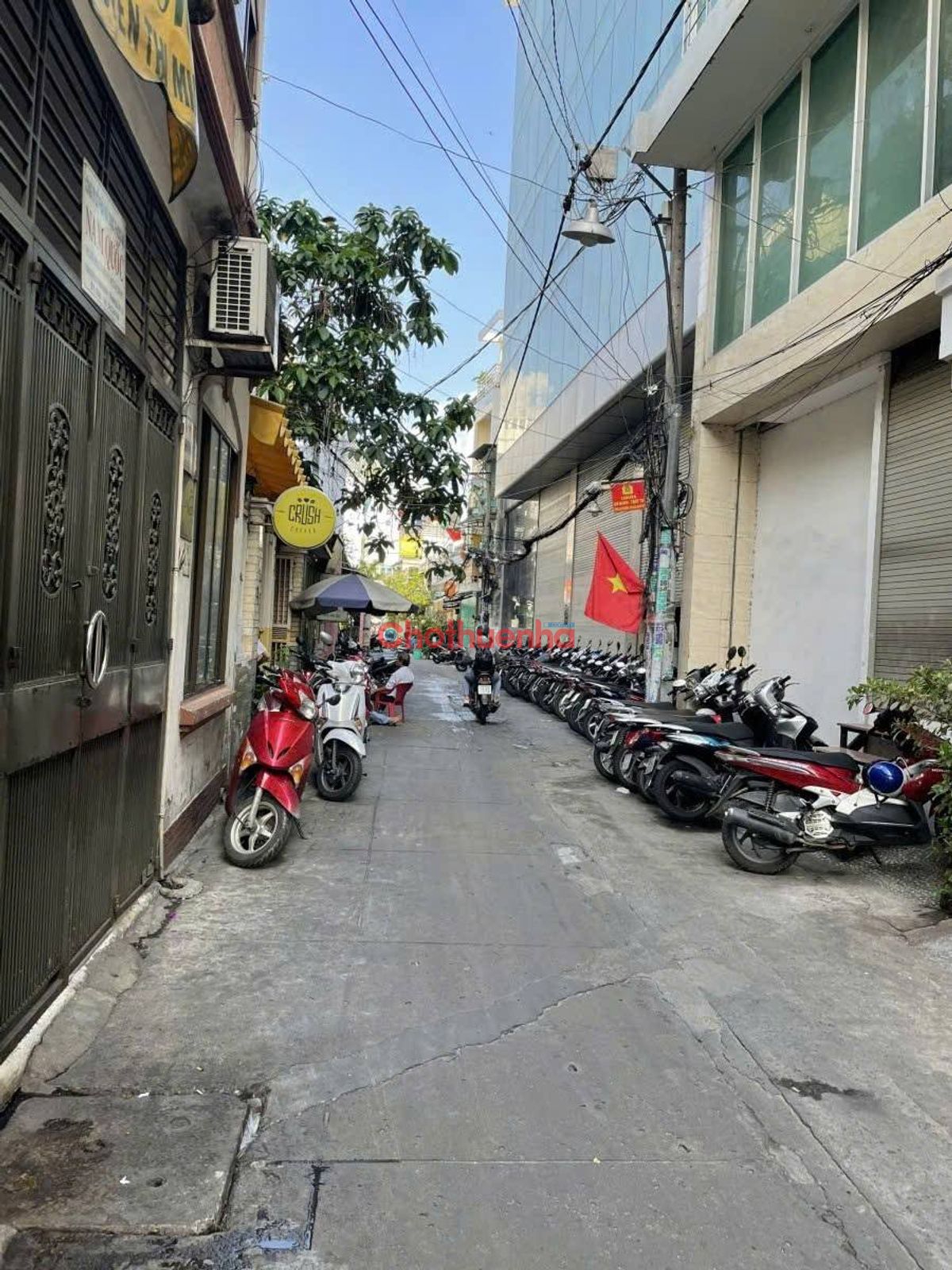 CHO THUÊ MẶT BẰNG KINH DOANH ĐƯỜNG NGUYỄN THỊ MINH KHAI, QUẬN 1, CÓ HẦM XE