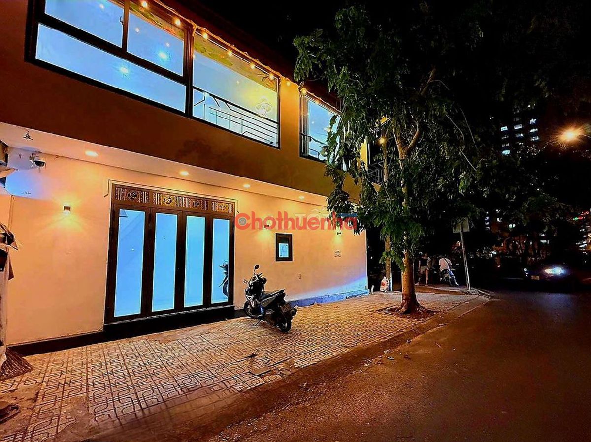 CHO THUÊ NHÀ MT NGANG 10 TÂN ĐỊNH Q1 - CỰC PHÙ HỢP KD ĐA NGÀNH
