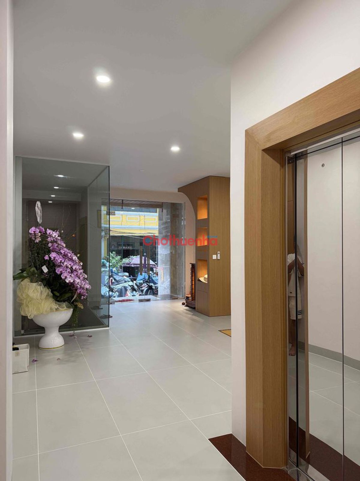 CHO THUÊ MẶT BẰNG KINH DOANH ĐƯỜNG NGUYỄN CÔNG TRỨ, QUẬN 1 
