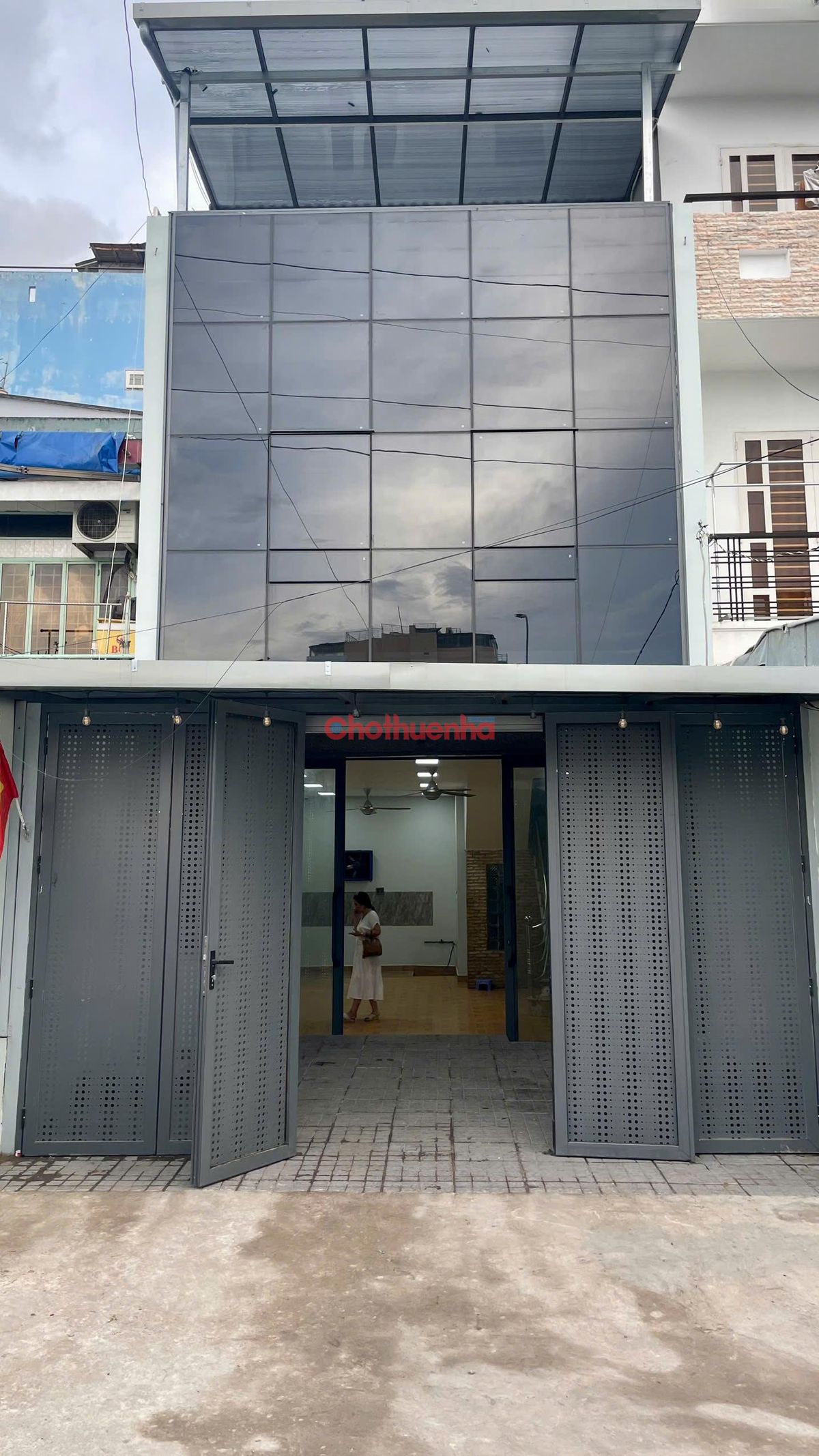 Cho thuê nhà nguyên căn mặt tiền Nguyễn Văn Linh, Phường Tân Thuận Tây, Quận 7