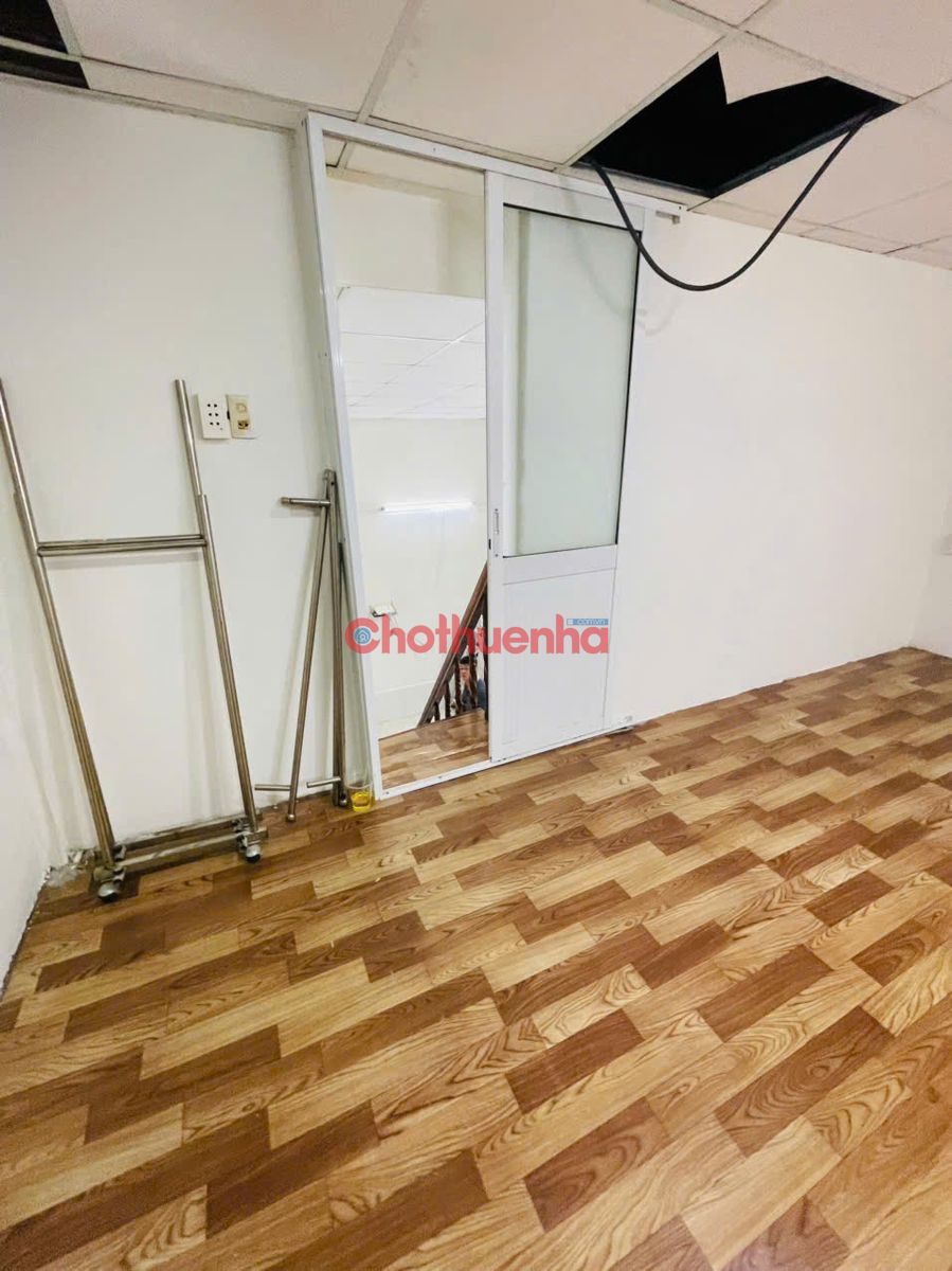 CHO THUÊ NHÀ NGUYÊN CĂN TRẦN VĂN ĐANG, P9, QUẬN 3, 4.5x8m, 2 Tầng, GIÁ TỐT 10 TRIỆU