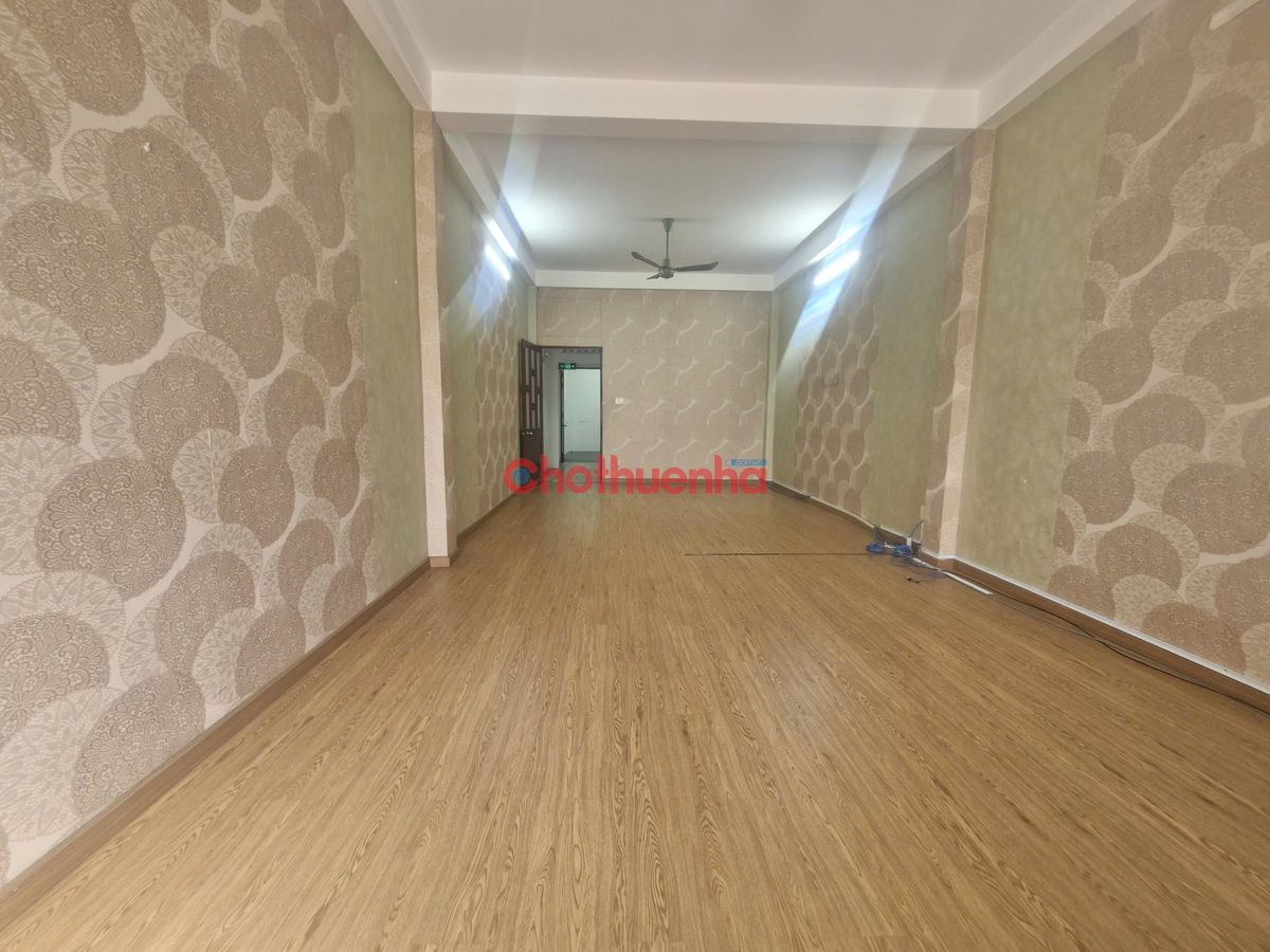 CHO THUÊ NHÀ MẶT TIỀN ĐƯỜNG CAO THẮNG, QUẬN 10 – VPCT,  KHO, TRUNG TÂM DỊCH VỤ