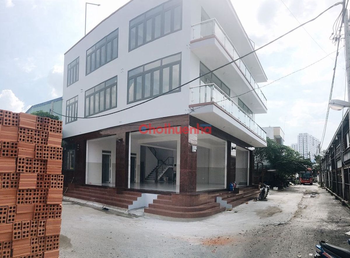 Cho thuê nhà mới đẹp đường Kinh Dương Vương dt 12x12 trệt 2 lầu chỉ 30tr. 