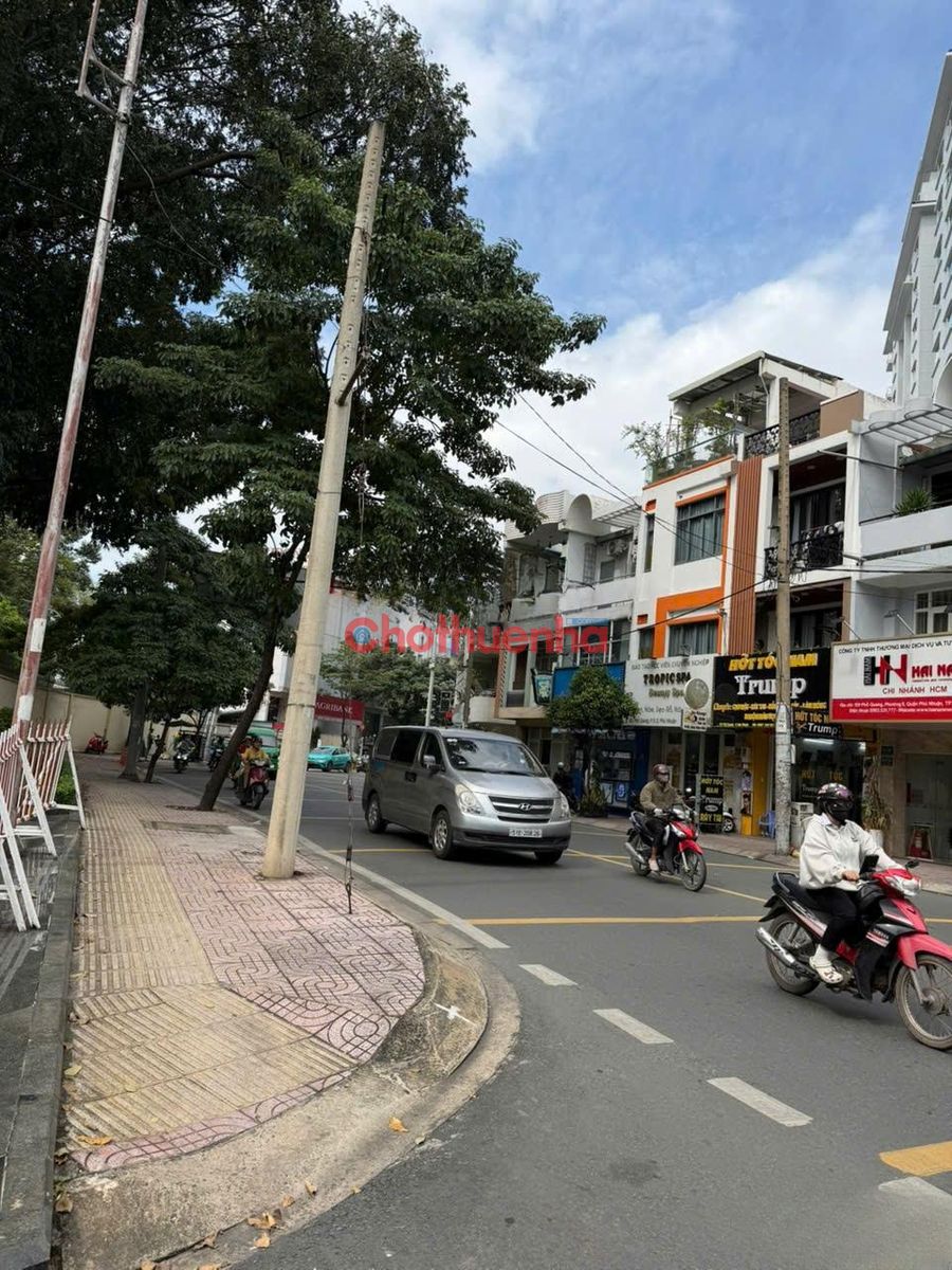 Cho thuê nhà mặt tiền đường Phổ Quang, Phường 9, Quận Phú Nhuận