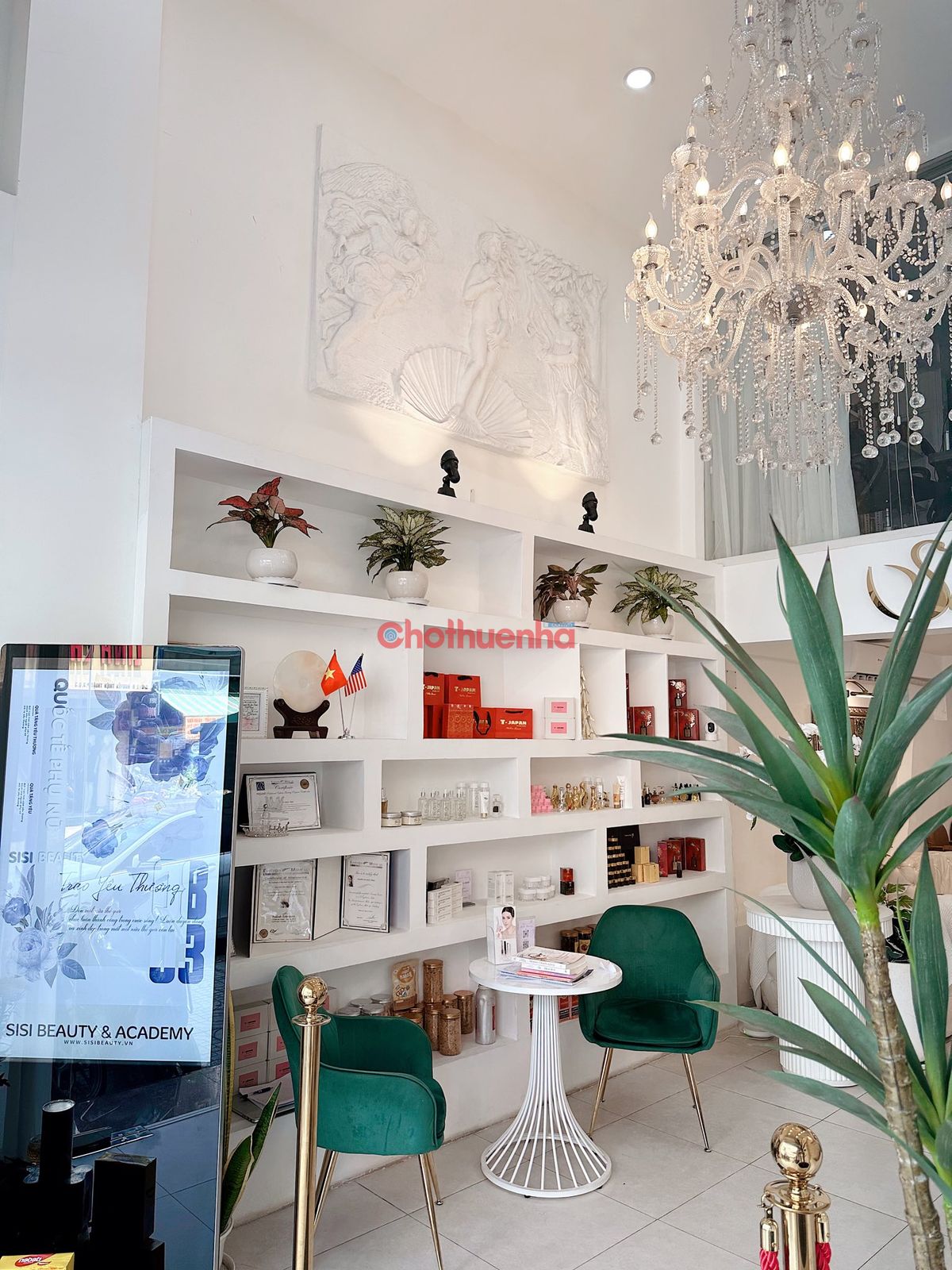 CHO THUÊ NHÀ MẶT TIỀN ĐƯỜNG NGUYỄN THIỆN THUẬT, PHƯỜNG 1, QUẬN 3