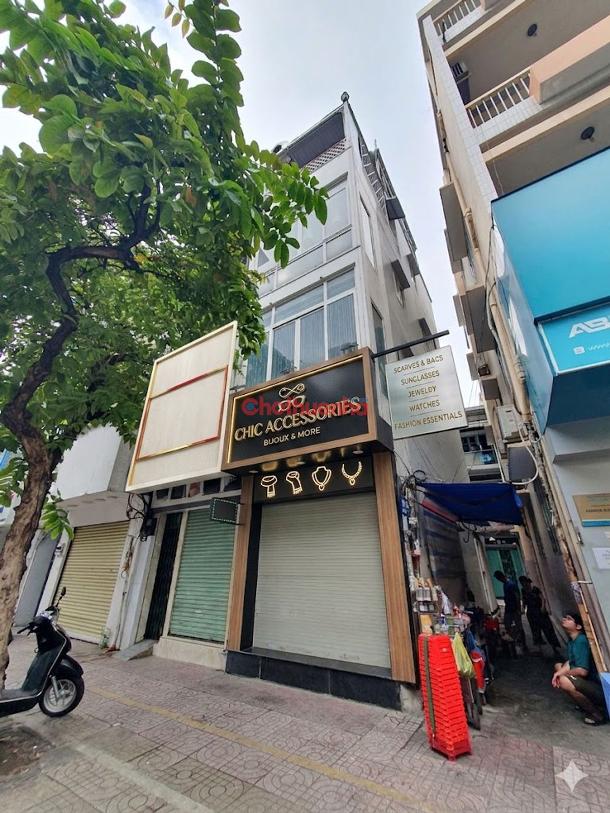 CHO THUÊ NHÀ MẶT TIỀN NGUYỄN ĐÌNH CHIỂU, QUẬN 3. 4 TẦNG. 28TR/TH CHO CĂN GÓC THOÁNG KINH DOANH
