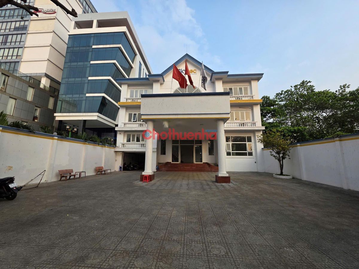 Cho thuê tòa nhà văn phòng tại 60C Trường Sơn, Phường 2, Quận Tân Bình, 409m2