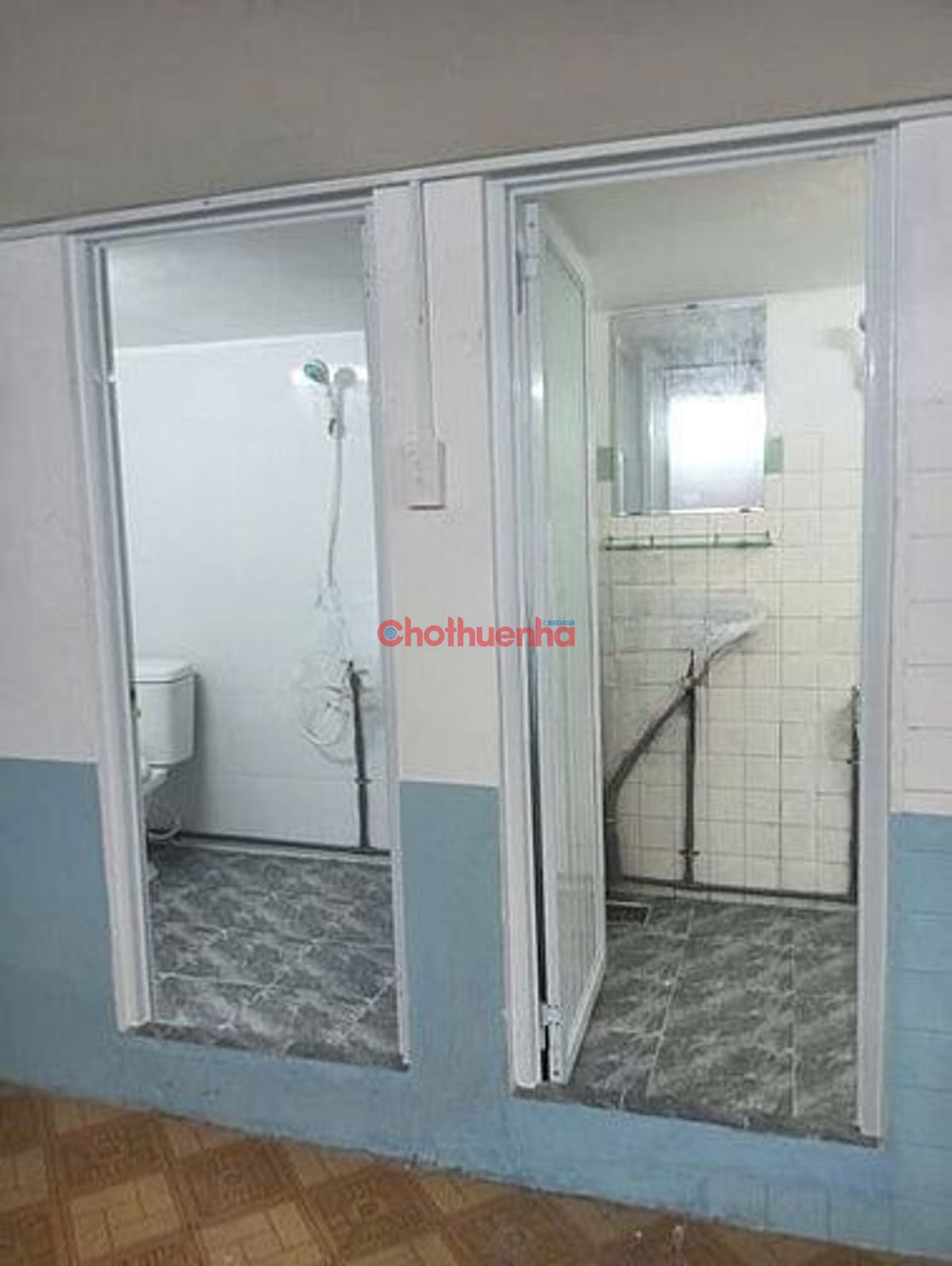 Cho thuê căn hộ Đường Trần Hưng Đạo , Quận 5 - DT 135m2 Có Lửng