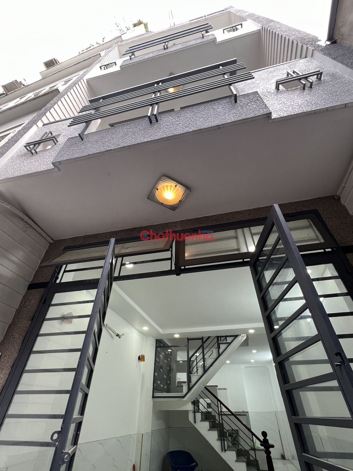 CHO THUÊ NHÀ NGUYÊN CĂN ĐƯỜNG LÊ VĂN SỸ , QUẬN 3 - DT 4X14M 3PHÒNG NGỦ