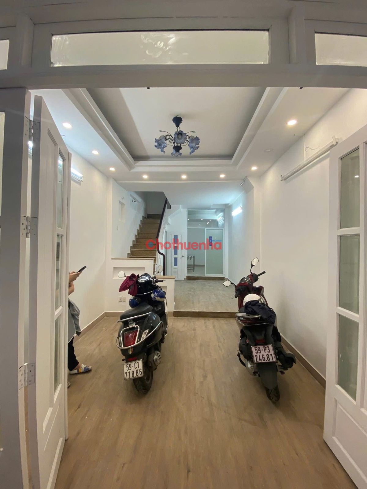 CHO THUÊ NHÀ NGUYÊN CĂN KỲ ĐỒNG Q3 - NHÀ MỚI VUÔNG VẮN - 4PN