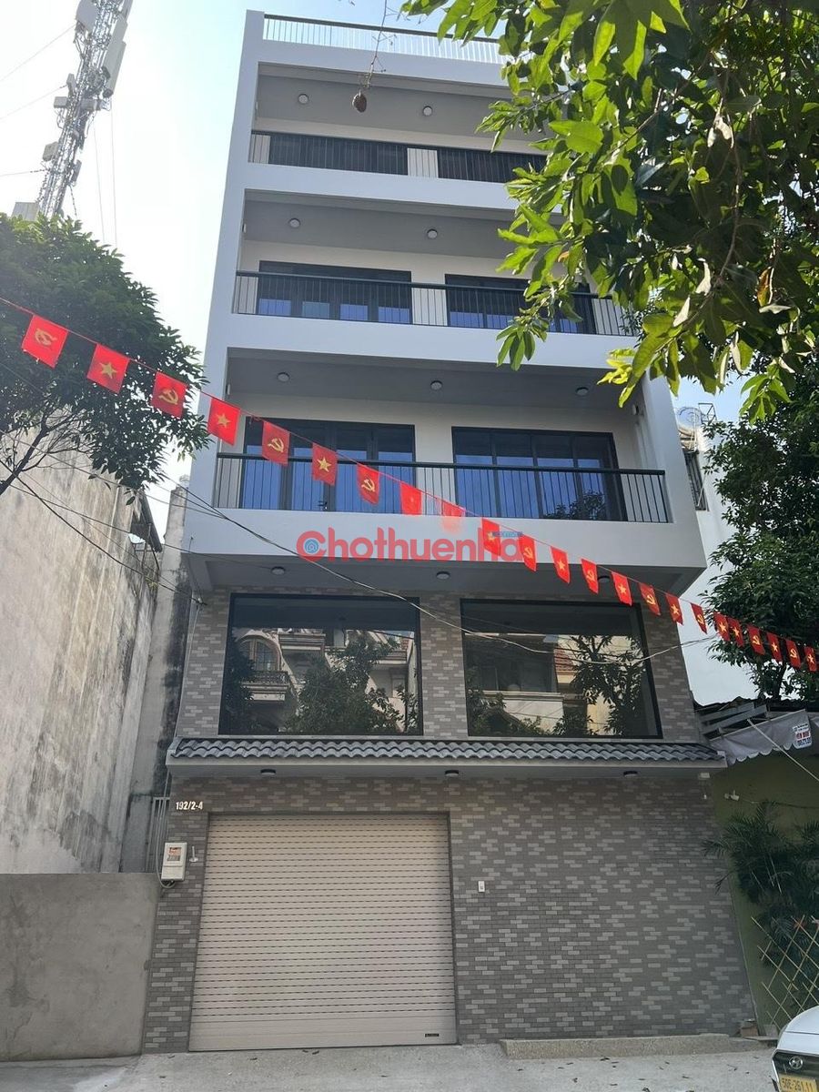 Cho thuê nhà nguyên căn cao cấp, 1 trệt 4 lầu, phù hợp văn phòng, ở kết hợp kinh doanh