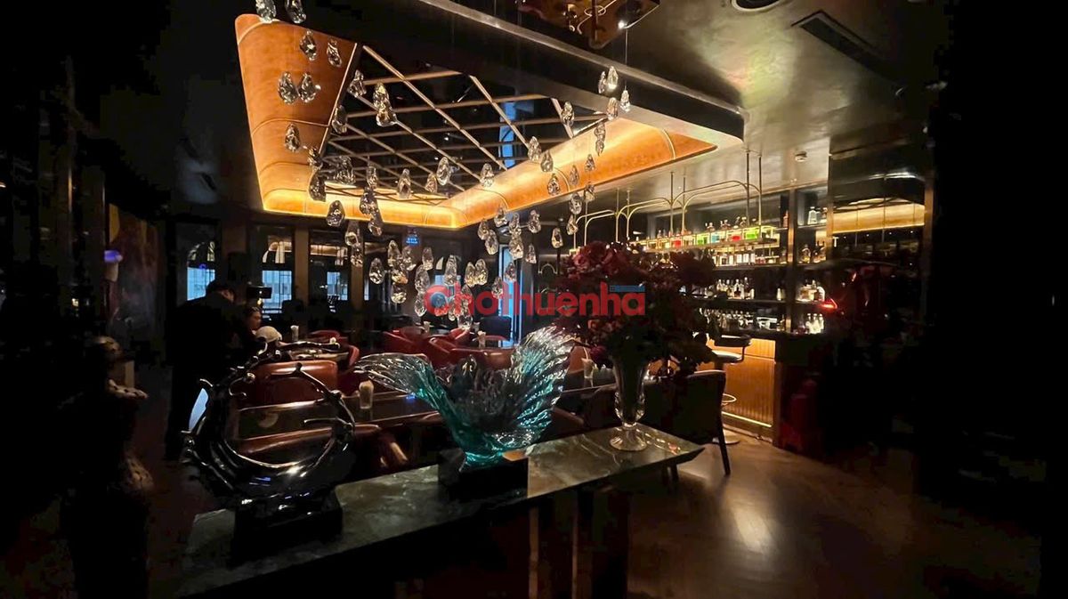Cho thuê nhà tại 78 Nam Kỳ Khởi Nghĩa, Phường Bến Thành, Quận 1 , 18 Phòng Karaoke